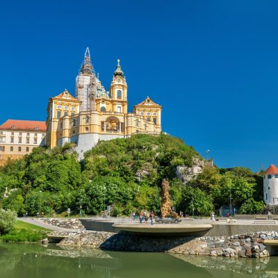 טיול יום לעמק הוואכאו ומנזר מלק (Wachau Valley and Melk Abbey Day Trip)