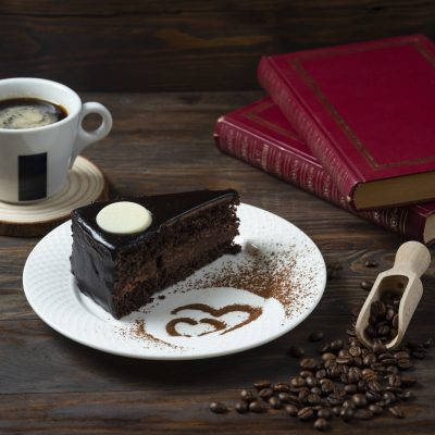 קפה זאכר ועוגת הזאכר המקורית (Cafe Sacher)